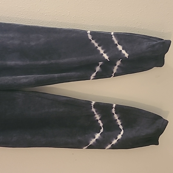 So relaxed fit jogger size small grey - Picture 4 of 9